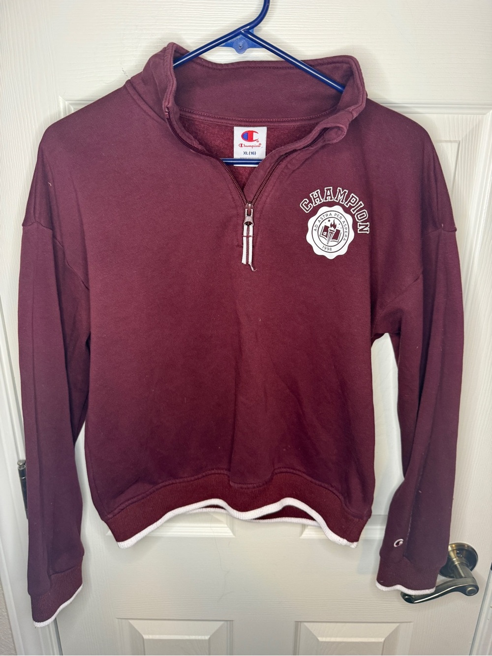 Champion Maroon Collegiate Crest Quarter Zip Sweatshirt Youth XL (16)